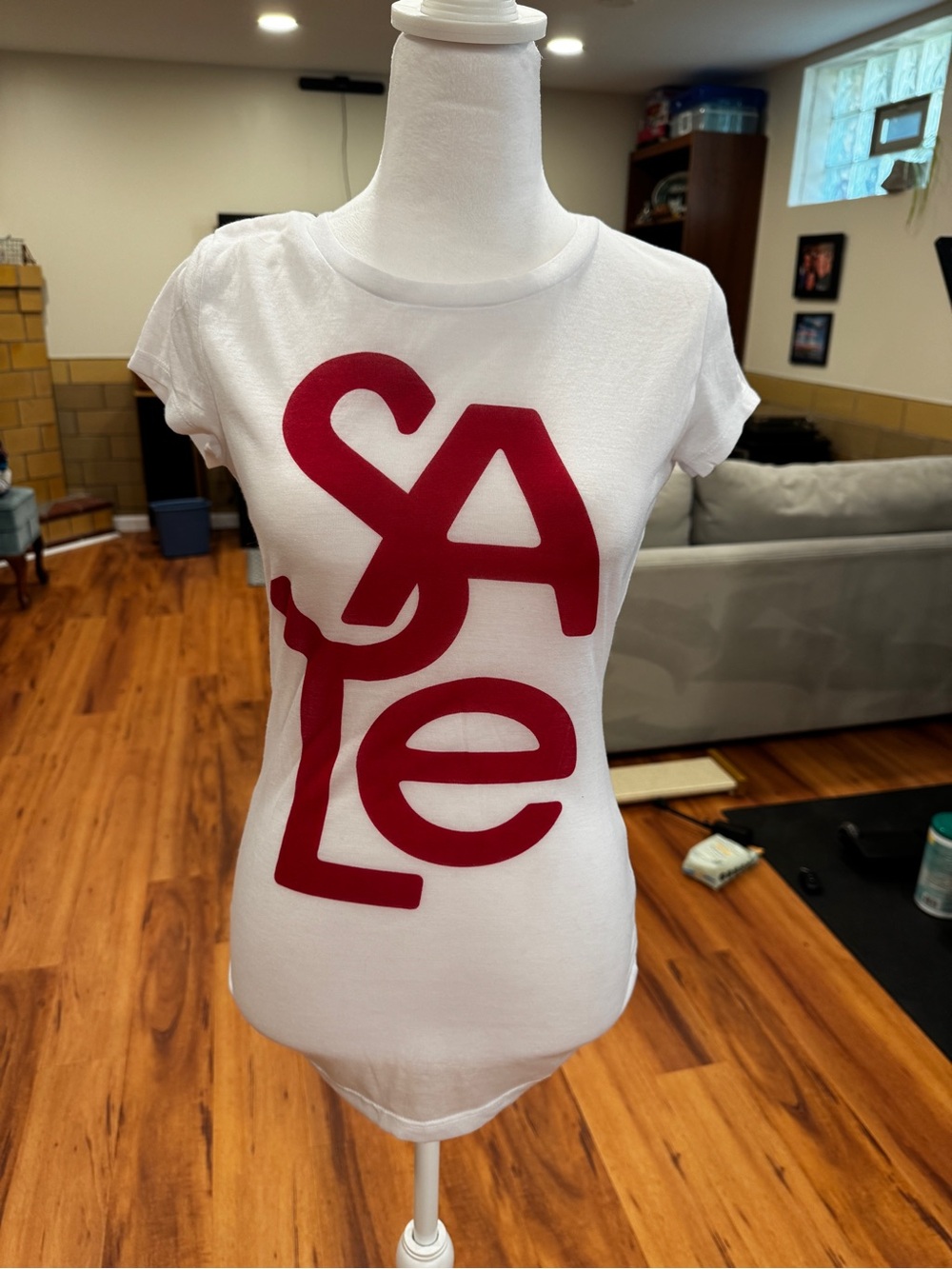 White 'Sale' Graphic Tee - Women's Casual Short Sleeve small